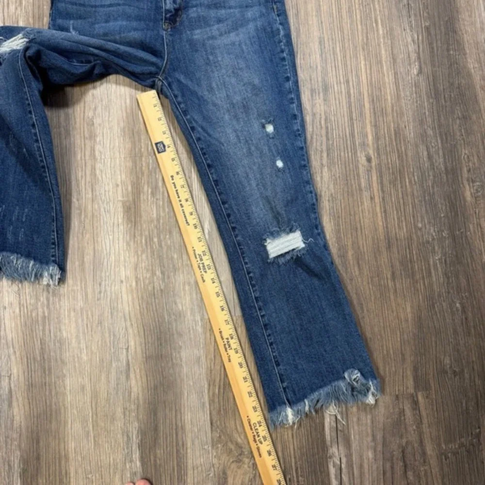 RISEN Los Angeles Women Jeans Bootcut Flare Distressed Frayed Hem Y2K Size‎ 29/9